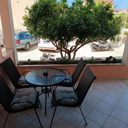 Ferienwohnung Katrin 101 Tučepi Exterior foto